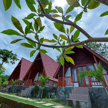 Dbelish Village & Resto Batumadeg エクステリア 写真