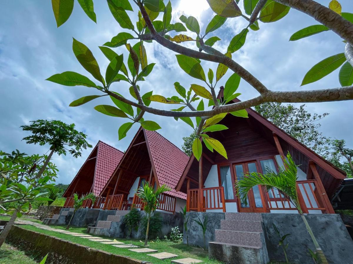 Dbelish Village & Resto Batumadeg エクステリア 写真